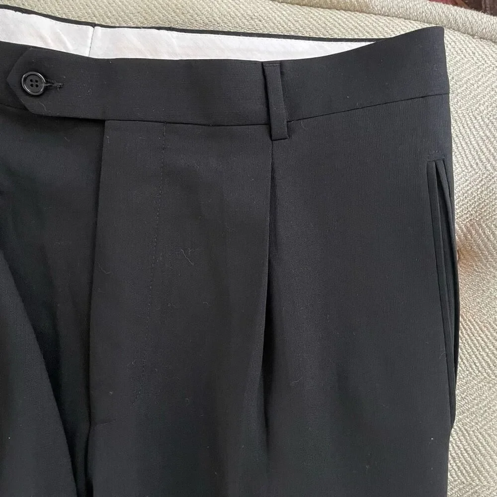 Hugo Boss Black Suit 3 Button Pleated Cuffed 42L